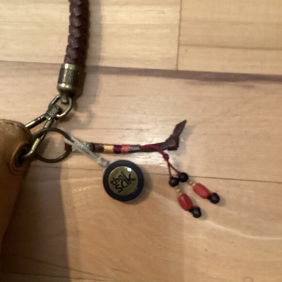 The Sak Indio Leather Demi Shoulder Bag Tan With BOHO And Western Look - Picture 3 of 11